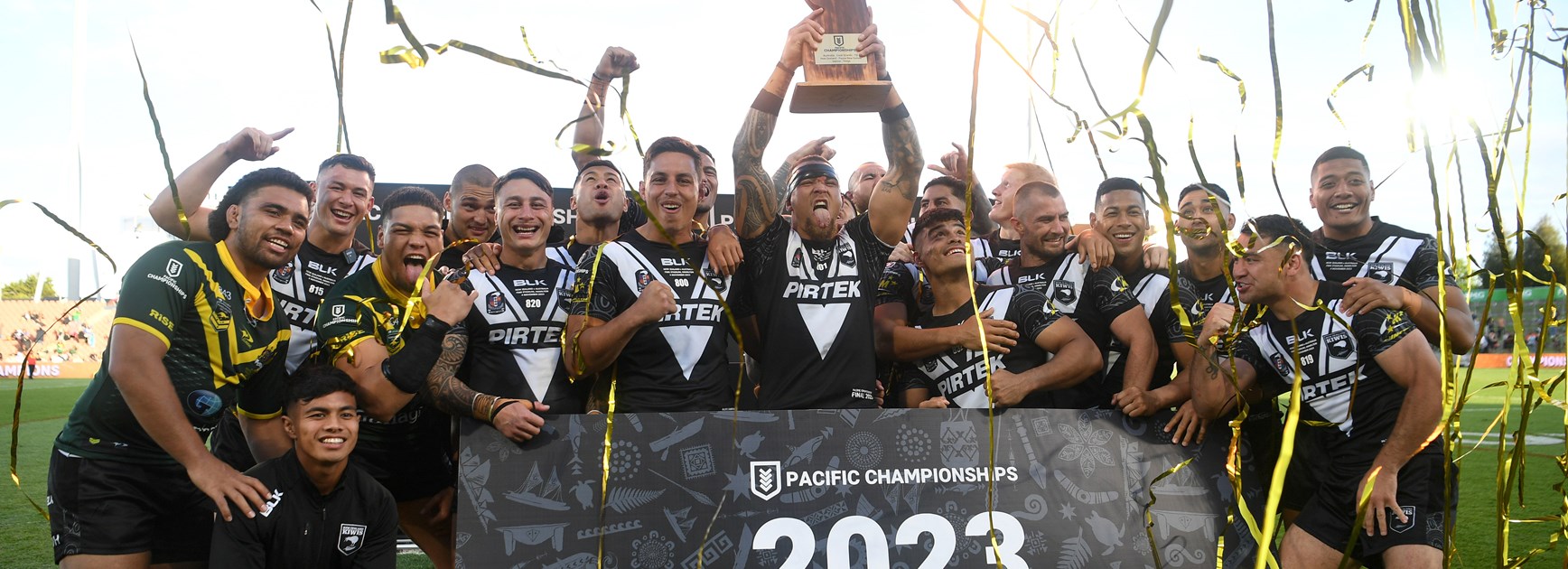 The Kiwis celebrate their record 30-0 defeat of Australia in the 2023 Pacific Cup final. 